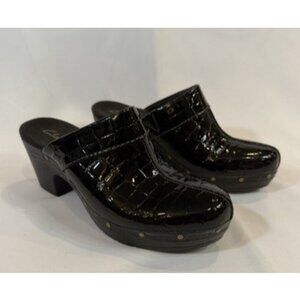 Clarks Gloss Cougar Black Patent Mule Clogs Style# 38367  Womens Sz 7 M